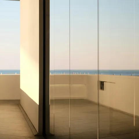 Раздвижная стеклянная перегородка SLIDING NEXT ALL GLASS без верхнего профиля
